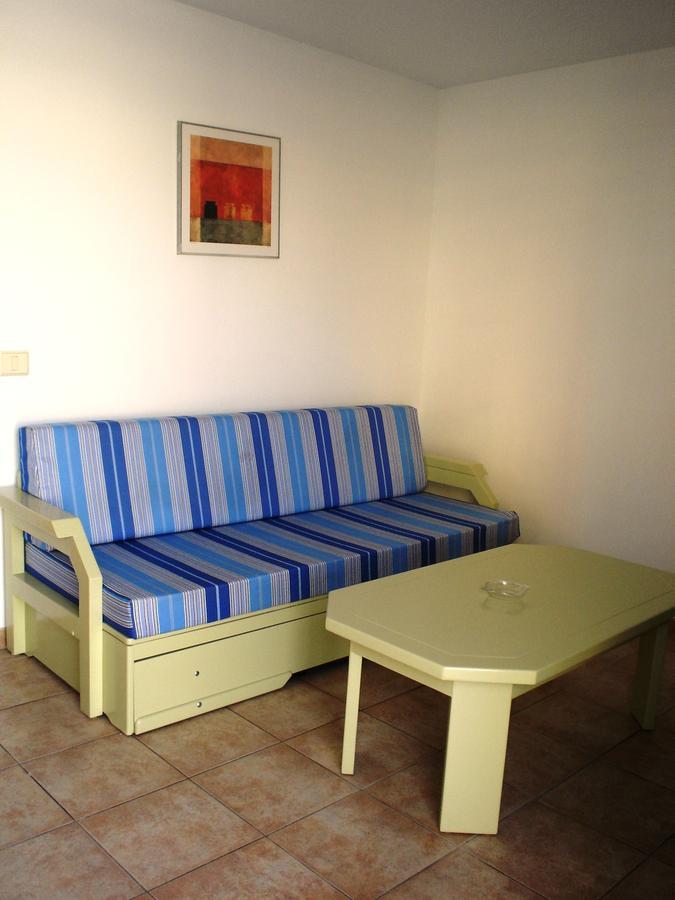 Apartamentos Karina Πλάγια ντελ Ινγκλές Δωμάτιο φωτογραφία